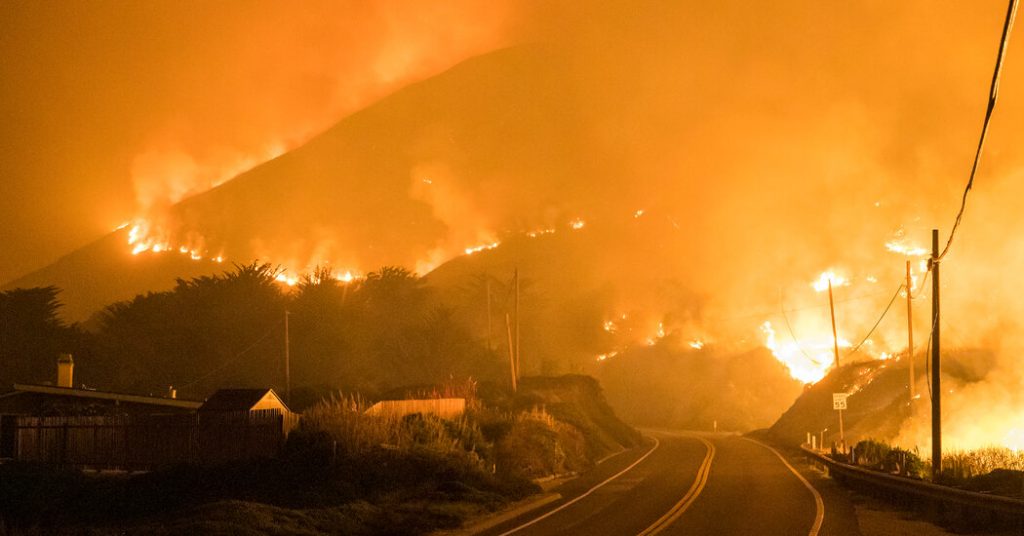 Wildfire in Big Sur Forces Residents to Evacuate